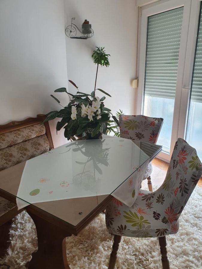 Apartman Noa Knin Bagian luar foto