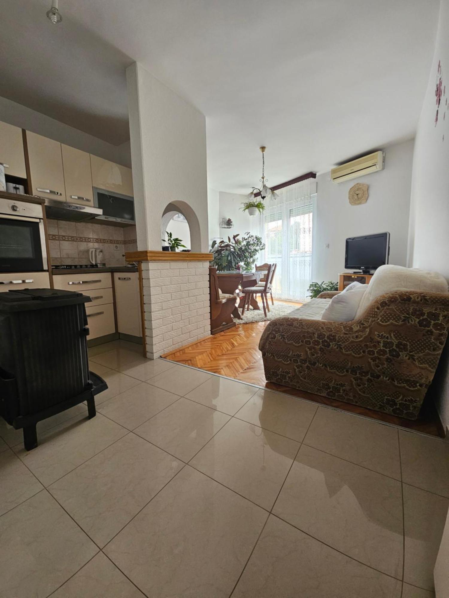 Apartman Noa Knin Bagian luar foto