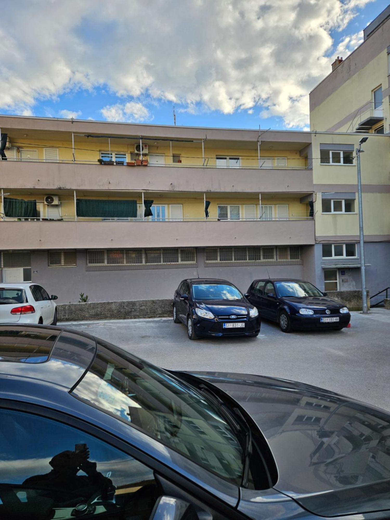 Apartman Noa Knin Bagian luar foto